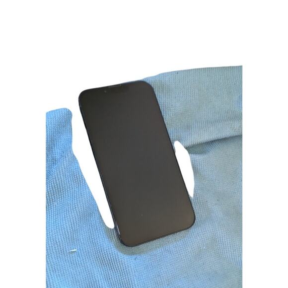 Apple iPhone 13 - 128GB - Midnight Unlocked & Restarted - Picture 2 of 3